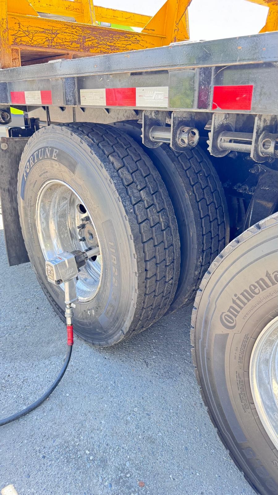 IVAN'S COMMERCIAL TIRES SERVICE · Gallery #107